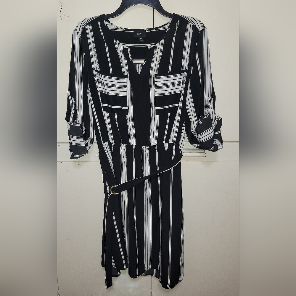 Mossimo Supply Co. Black and White Striped Midi Dress